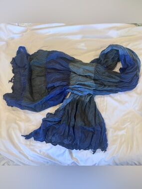 Eileen Fisher 100% Wool Royal Blue & Navy Lightweight Scarf